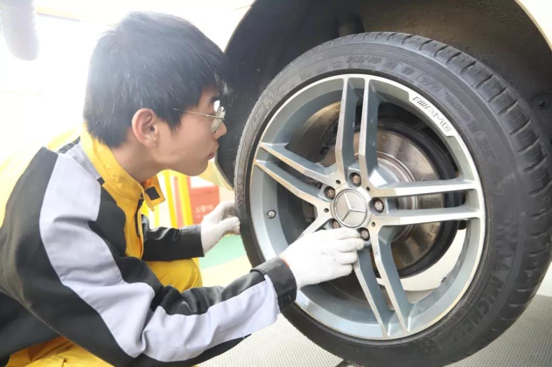 想学习二手车鉴定评估师?这个新的学习模式你知道了吗?