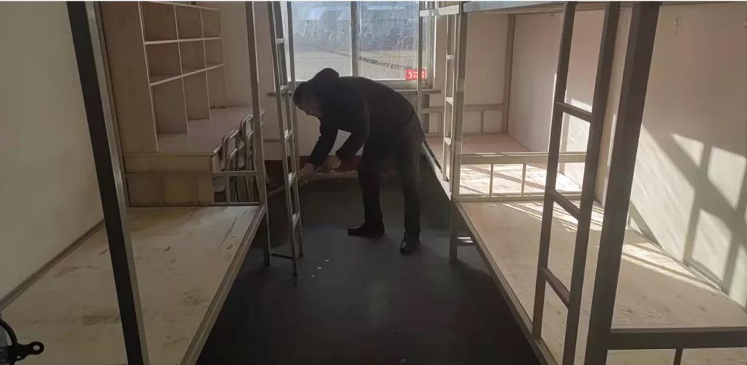 报到日来啦!来看看山东万通的老师们为老生和新生做了哪些准备!