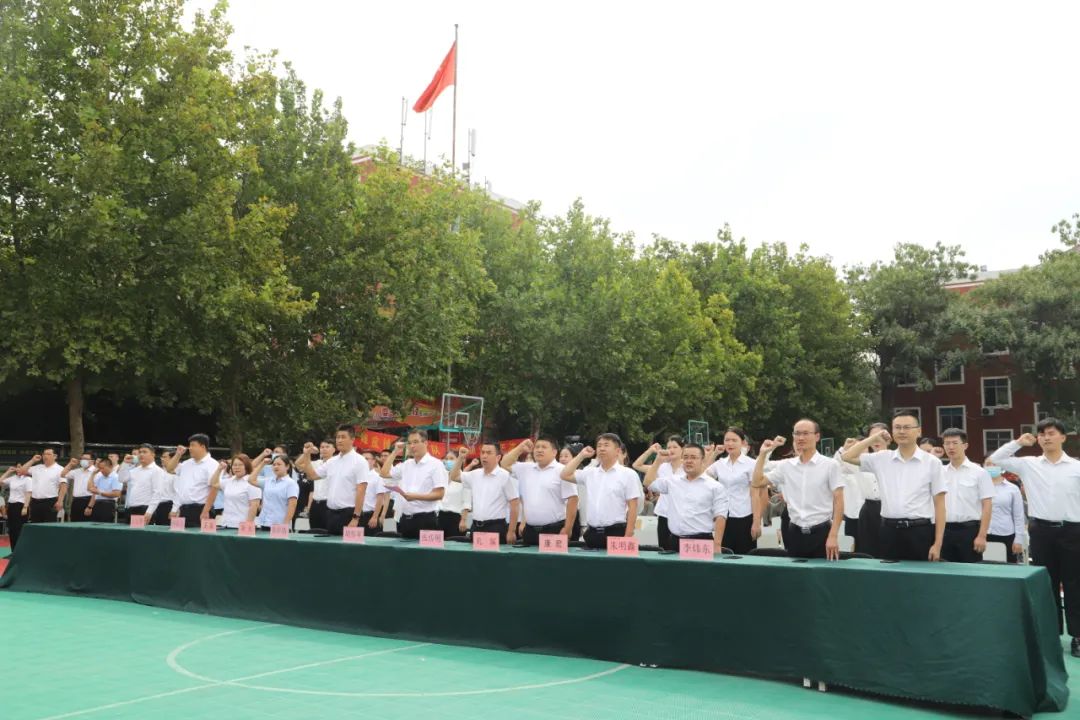 浓情中秋·歌颂教师丨热烈庆祝山东万通第38个教师节庆祝活动圆满