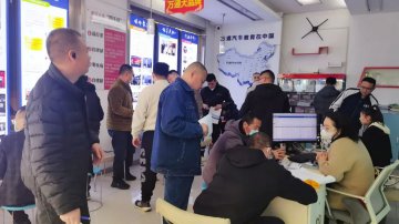 他们都组团来山东万通学焊工技术啦