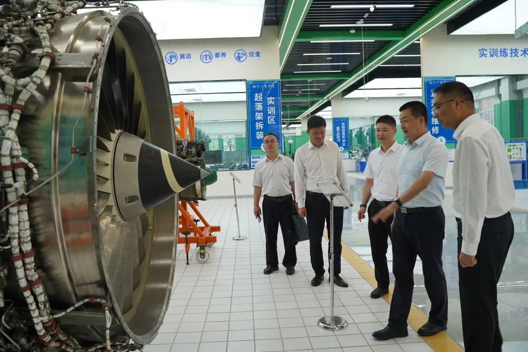 热烈祝贺丨商河县2023年秋季自主就业退役士兵欢迎仪式暨适应性培训开班动员会在山东万通技工学校召开