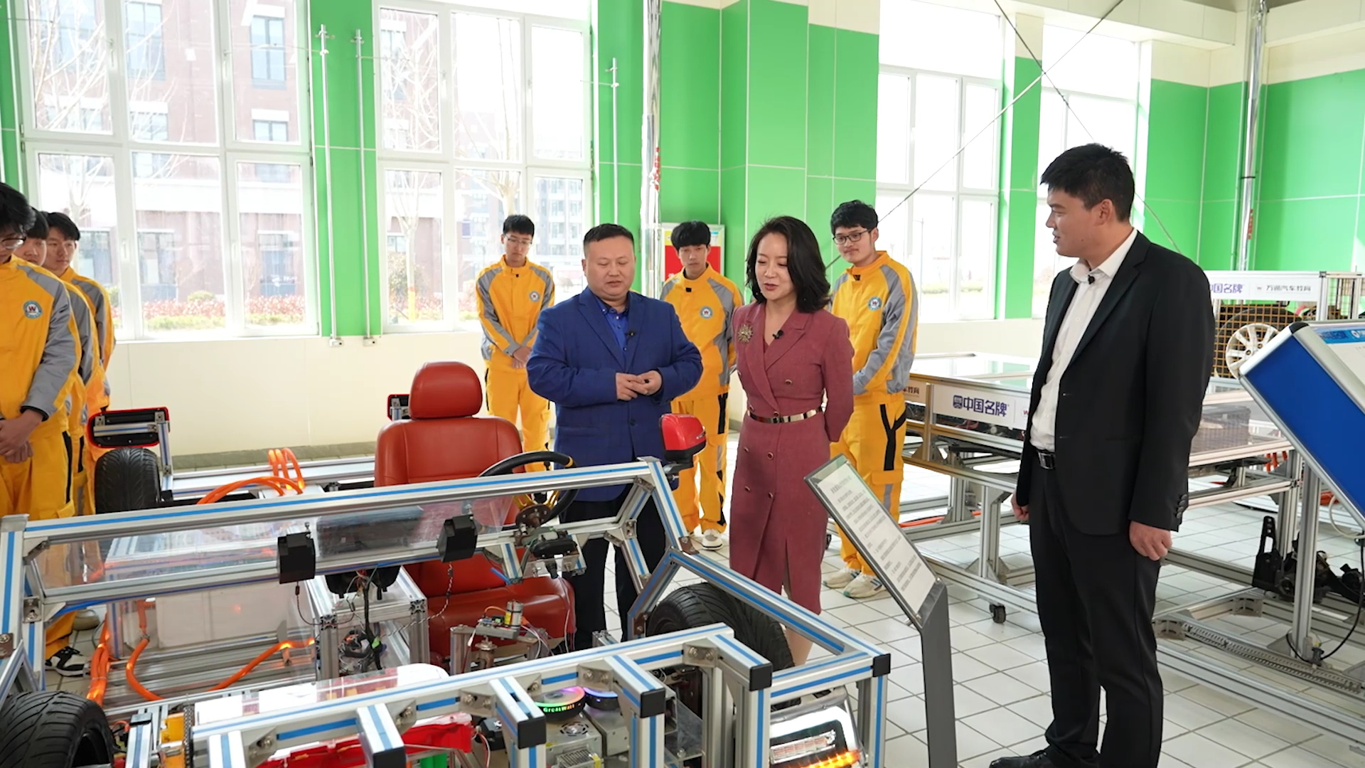 新华社“中国名牌”走进山东万通,探秘教育强国背后的职教力量