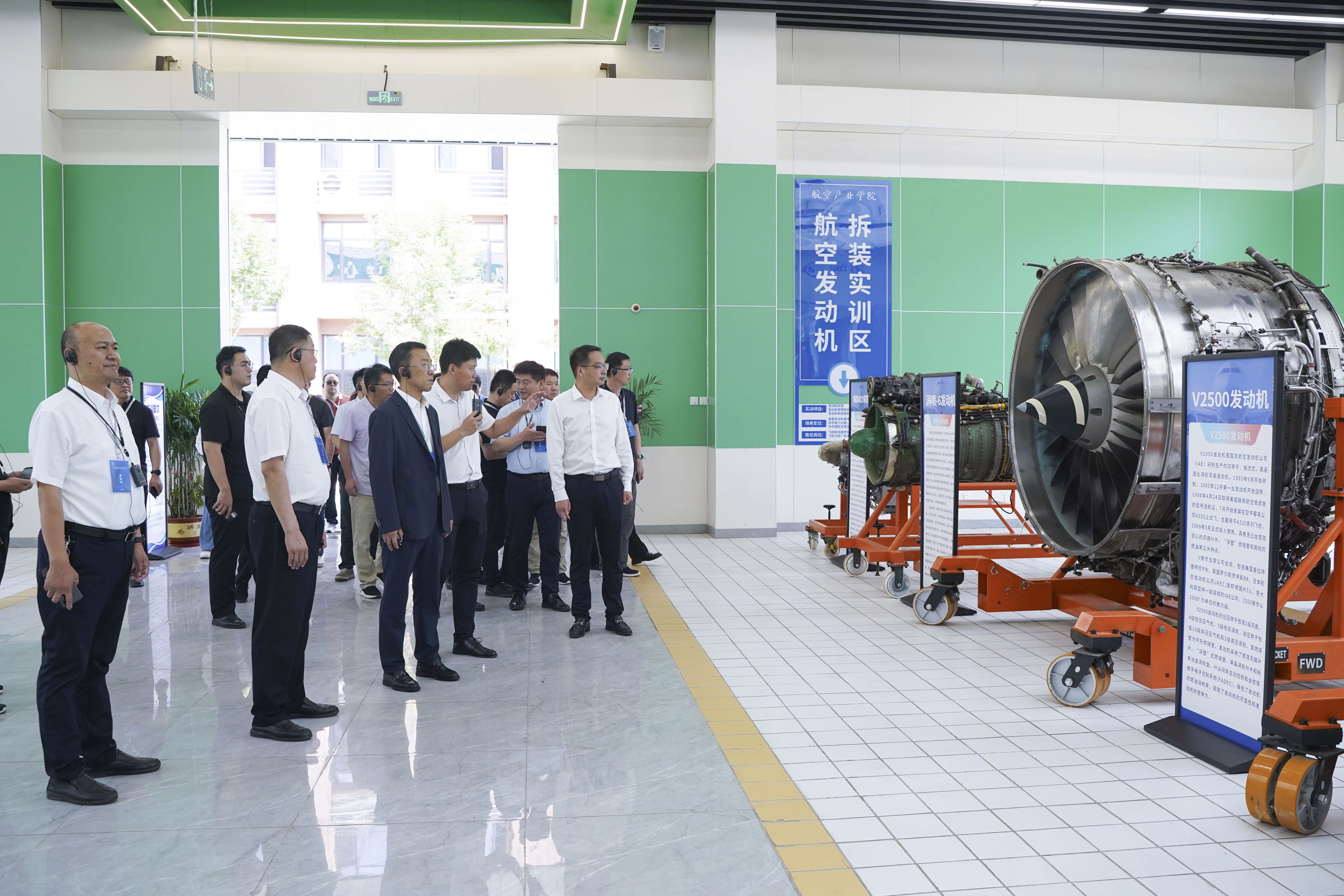 济南市村镇建设推进会暨小城镇创新提升行动现场观摩会议走进山东万通