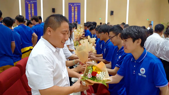 爱与责任,匠师筑梦 —— 山东万通热烈庆祝第40个教师节