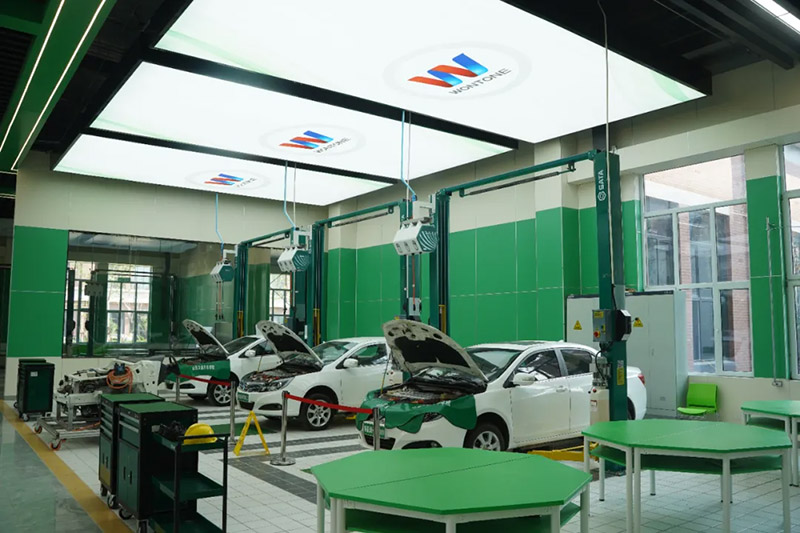 学技术走升学,择校选专业,实地考察最重要!周末校园开放日,万通邀您来参观!