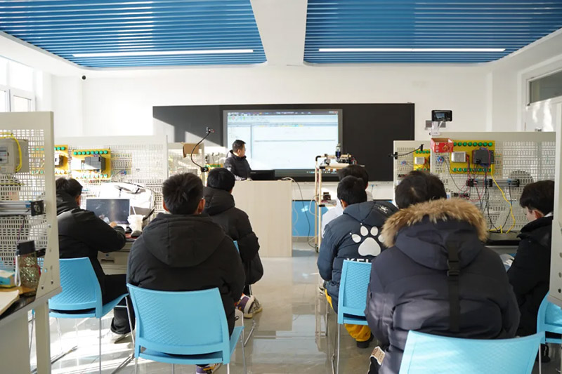 【邀请函】春风行动·职通未来山东万通第21届大型人才双选会暨校企合作签约授牌仪式