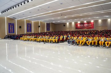 山东万通：搭建国际桥梁，赋能学子海外逐梦