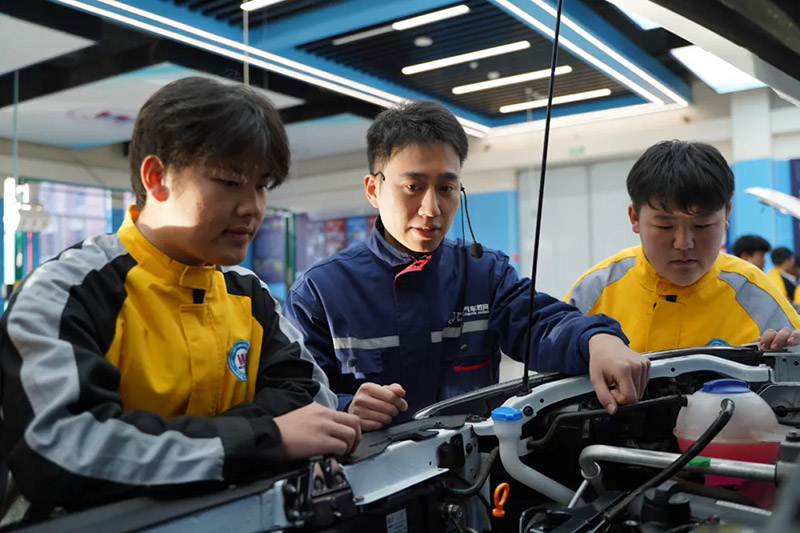 人生卡壳别硬扛!在济南遇见山东万通,解锁逆风翻盘通关秘籍