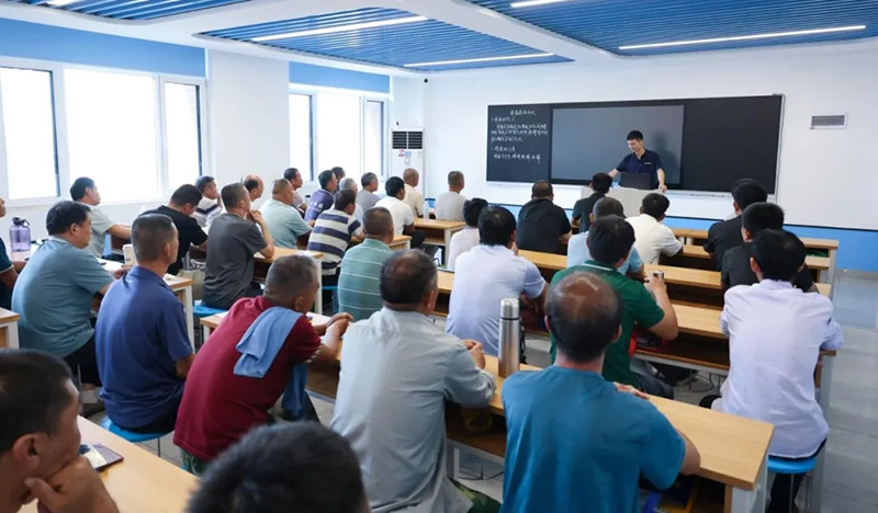 2025年济南市补贴性职业技能培训 ——山东万通焊工首期开班