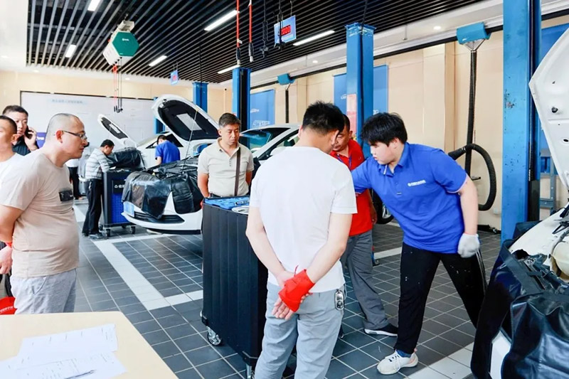 高校毕业生“回流”职校:山东万通“双高人才计划”破局就业难