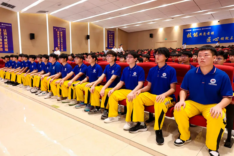 转学党必看:这所好学校别放过!