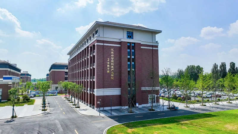 技校不满意,想在十月转学,还有机会吗?想了解山东万通,这所院校靠不靠谱?