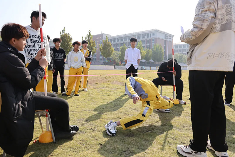 山东万通2025年秋季校园运动会圆满举行,多项精彩赛事点燃青春激情