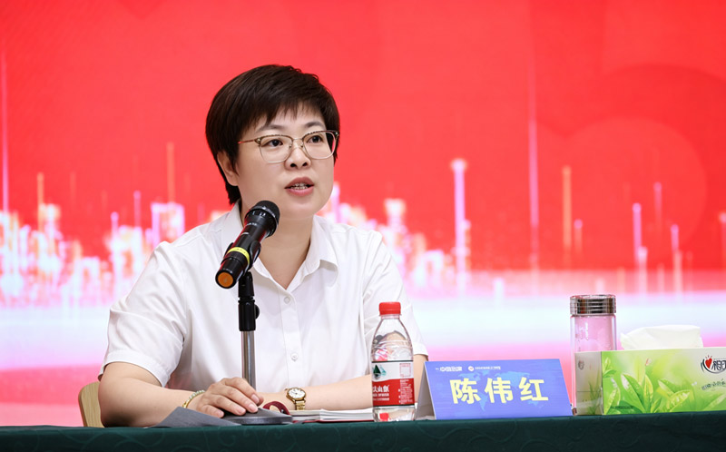 山东万通技工学校校长陈伟红：践行教育家精神 点亮技能成才之路